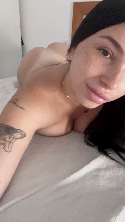 My ass looks so good when I lay down