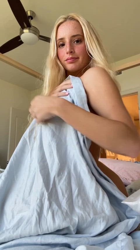 PAWG I sleep naked to air out these buns