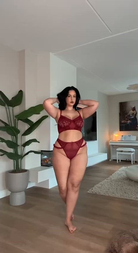 Do chubby moms turn you on