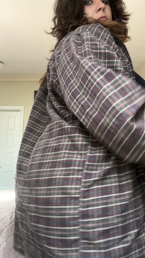 PAWG Cozy flannel and a big ass