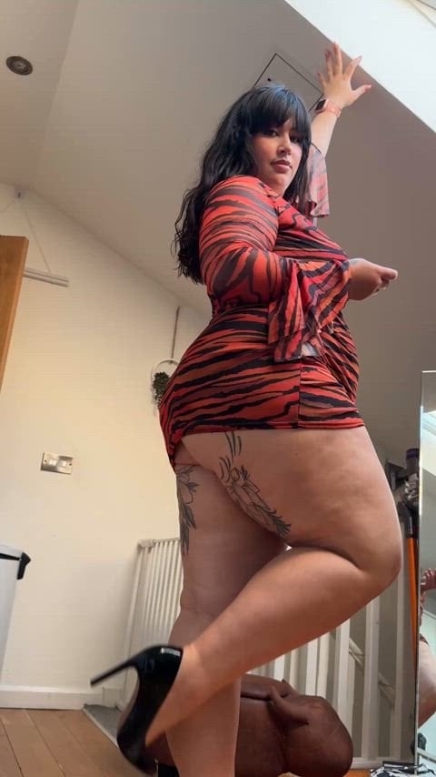 Thicker Natural mommy booty