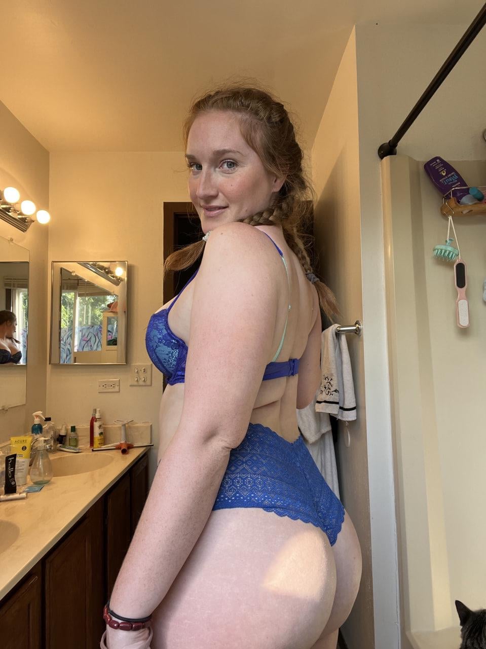 Im all ass and thickness Thick White Girls