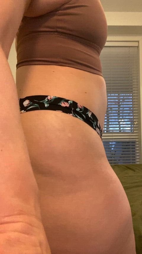 PAWG I want to feel your cock throb inside of