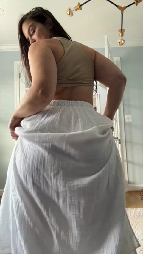 PAWG No panties no problems