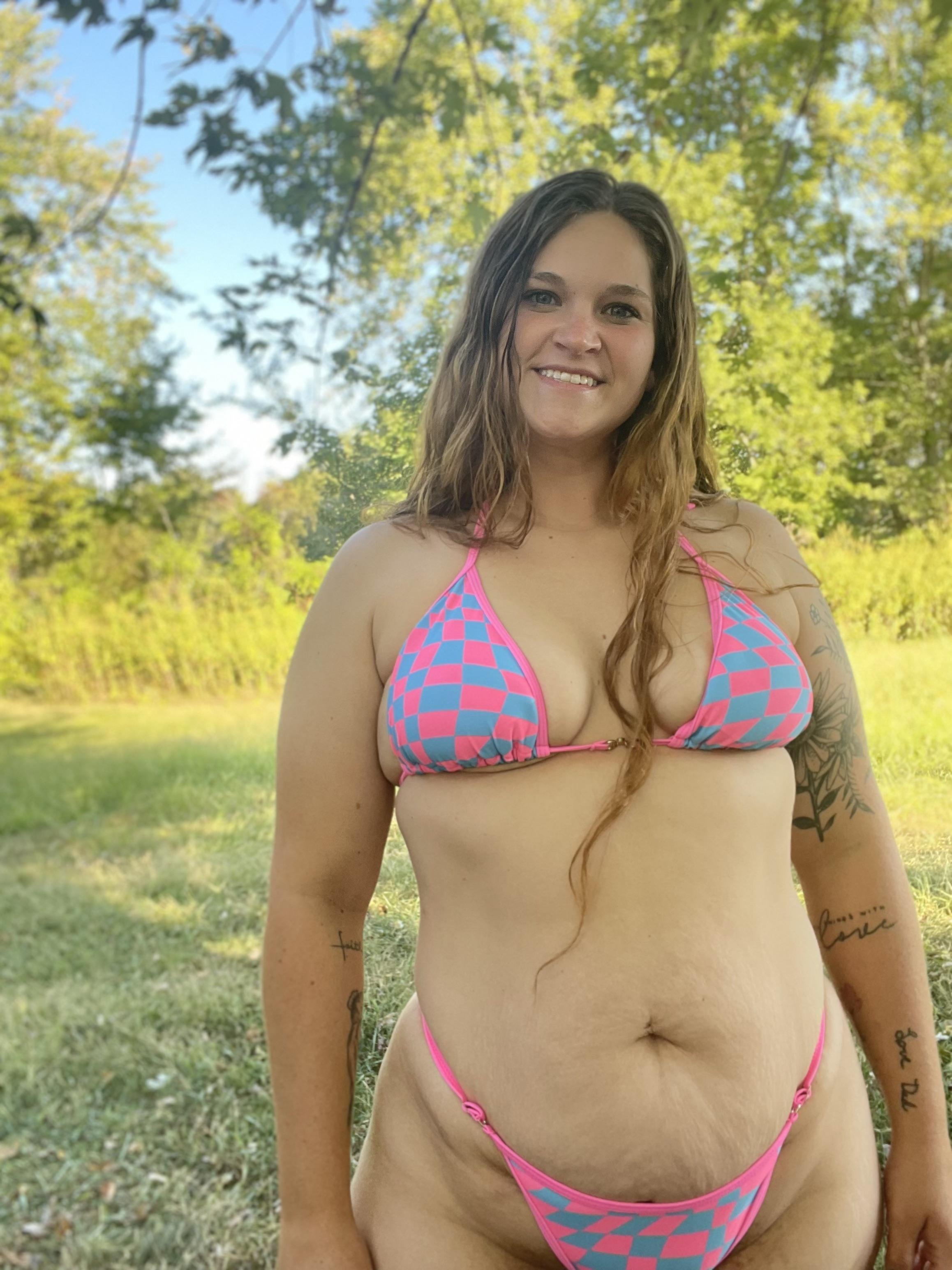 Thicker Curvy and juicy