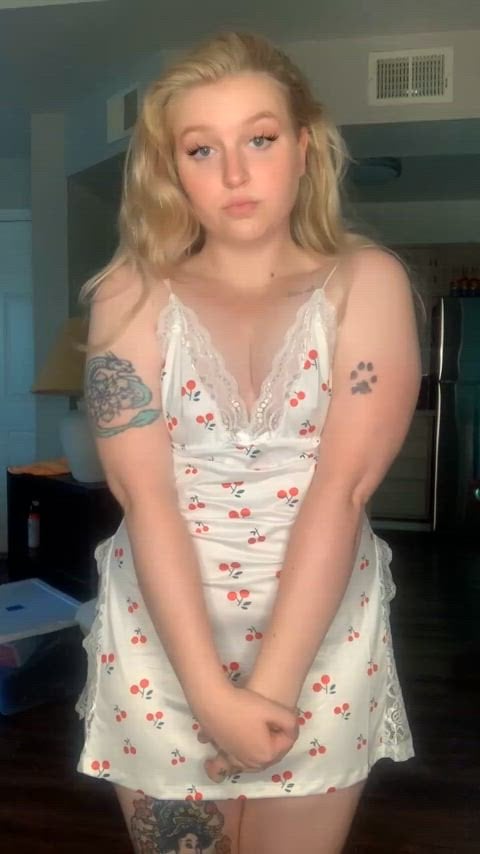 blond pussy tastes like cherries Thick White Girls