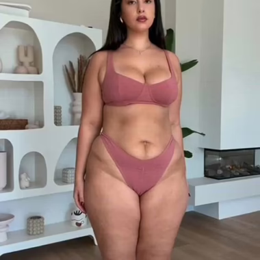 I wonder how many of you would actually fuck a thick Arab girl