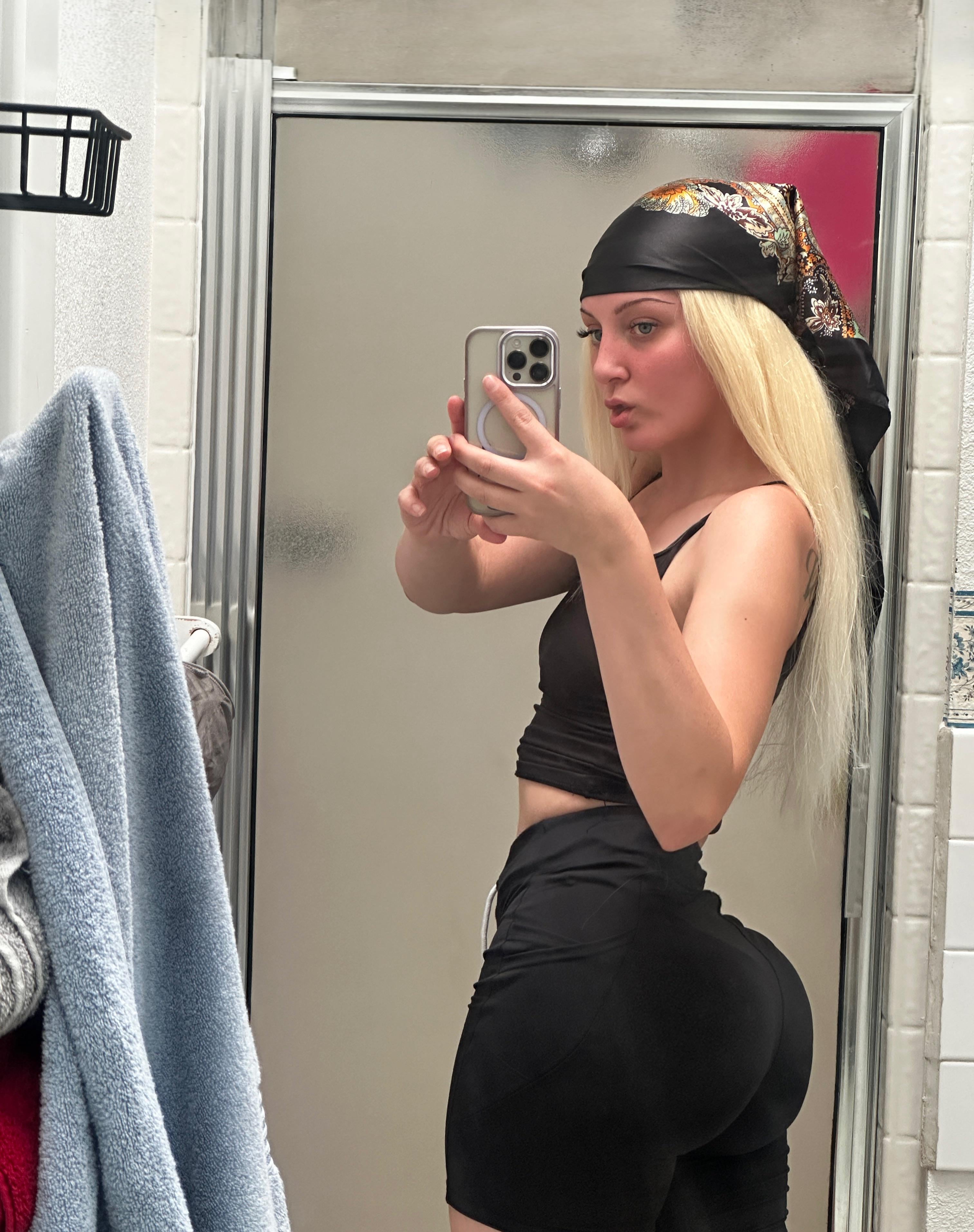 PAWG I was told im not a Pawg today Oh