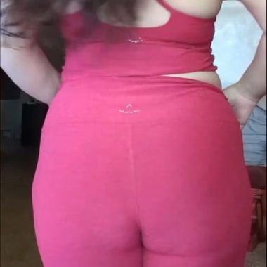 If thick booty is your jam, I'm your girl