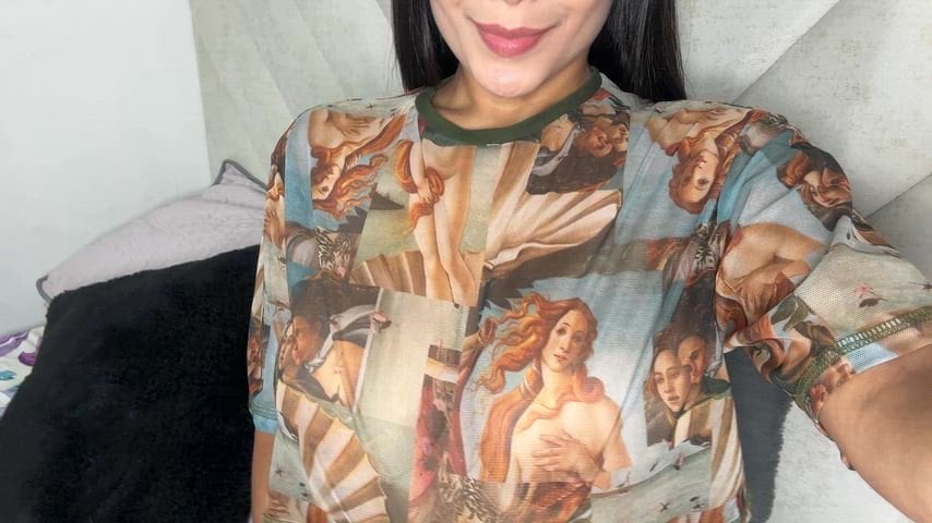 1763380930 376 Soft heavy and stealing the spotlight