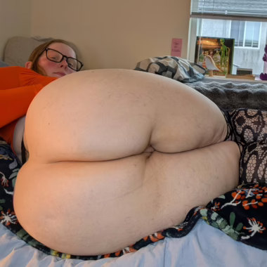 Gracing you with another pic of my sweet behind