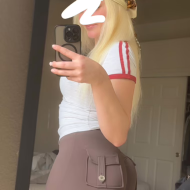 PAWG? Or just slim thick? 😢