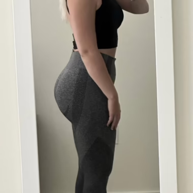 Tall with mostly ass you can call me a stallion or mommy