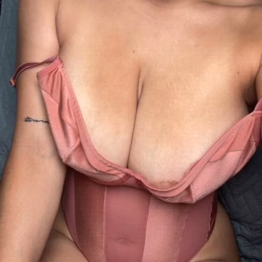 These top just couldn't handle the anticipation