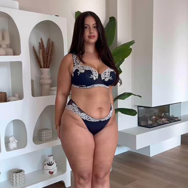 Do chubby moms turn you on?