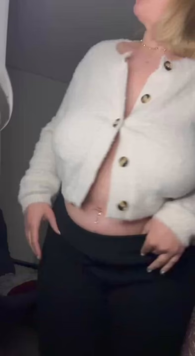 I have the breeding hips with a fat ass