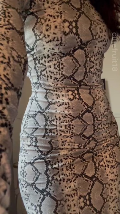 this is the type of dress that's meant to be worn with nothing underneath