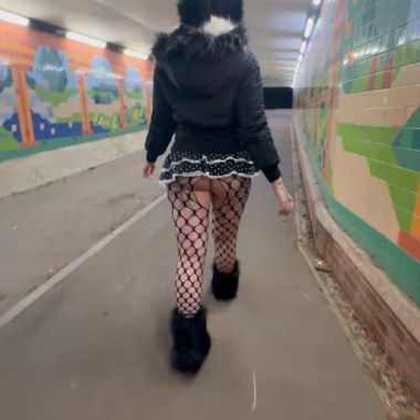 let’s have some public fun!🖤