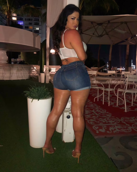 Christinaaplbum on IG