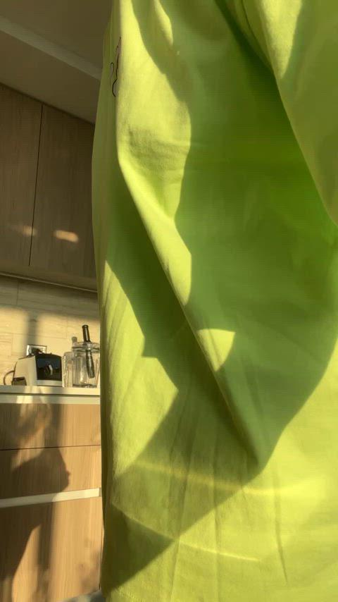 PAWG Eat out these golden buns