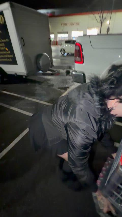 PAWG hey perv stop looking up my skirt and