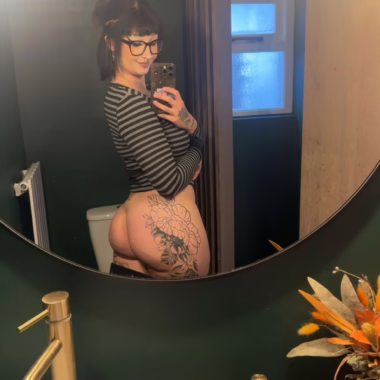 let’s have some fun in the bathroom