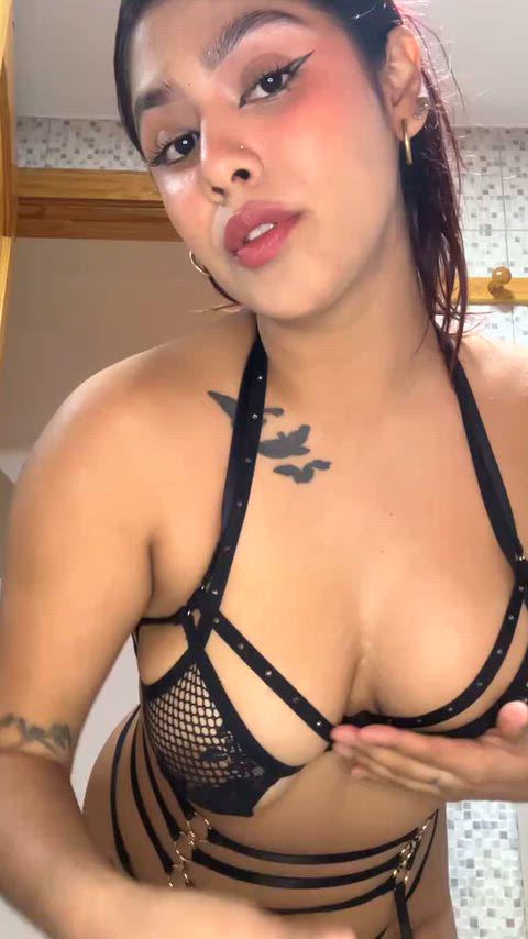 Thicker My sweaty house wife body is so