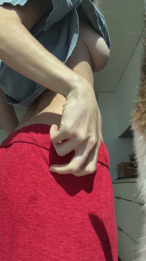 PAWG Bet you didnt expect the cake underneath